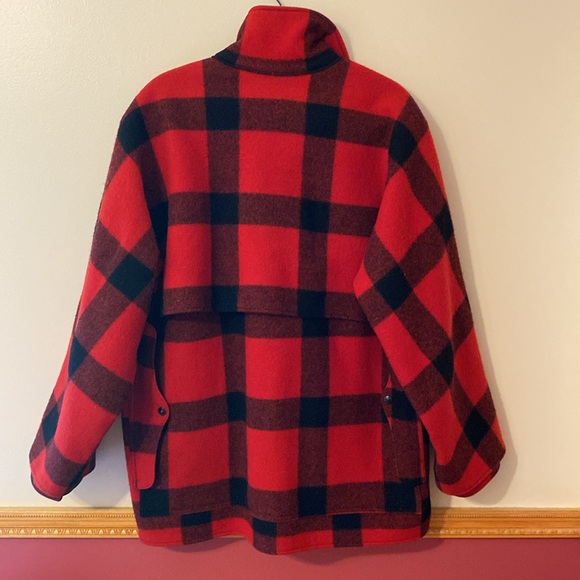 Filson Red/Black Plaid 100% Wool Jacket Size 46/Size L - Picture 2 of 10